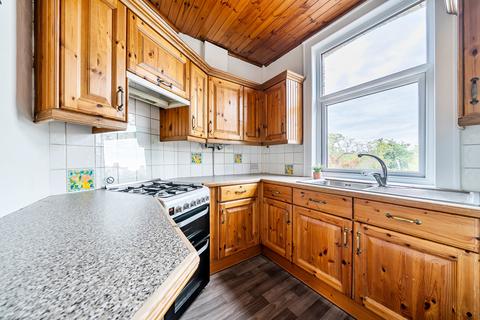 2 bedroom maisonette for sale, Pinner Road, Harrow