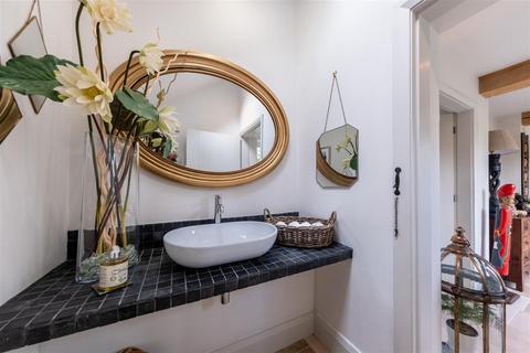 3 bedroom barn conversion for sale, Swanwick Green, Norbury
