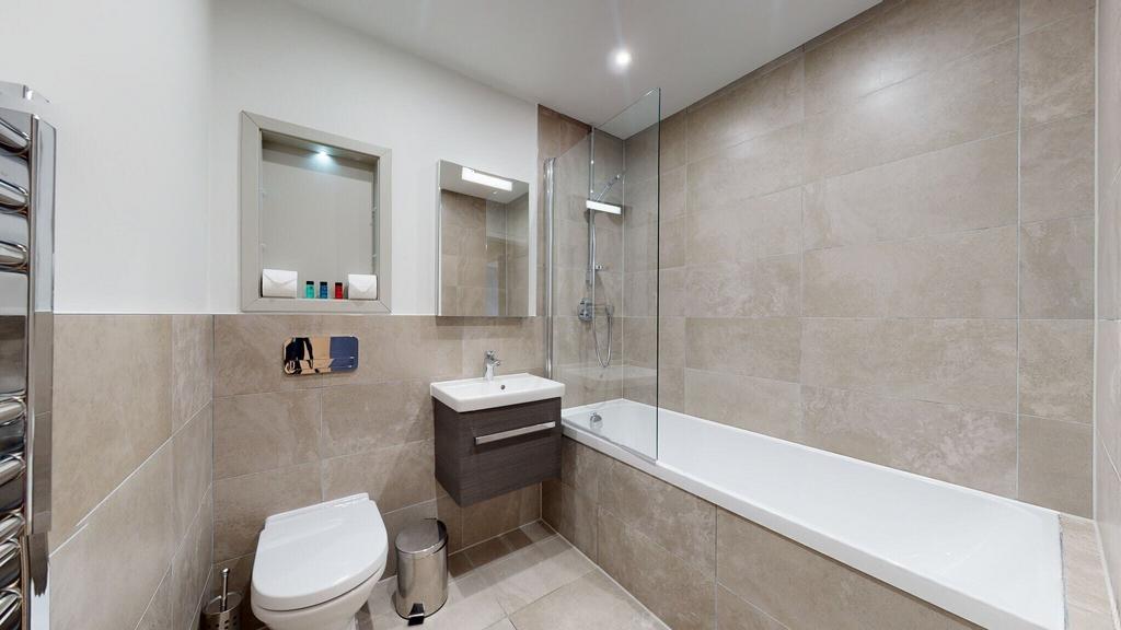 Apartment in Wembley - View 5