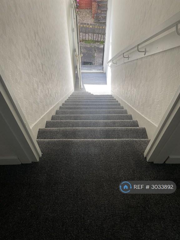 Apartment in Glasgow - View 4