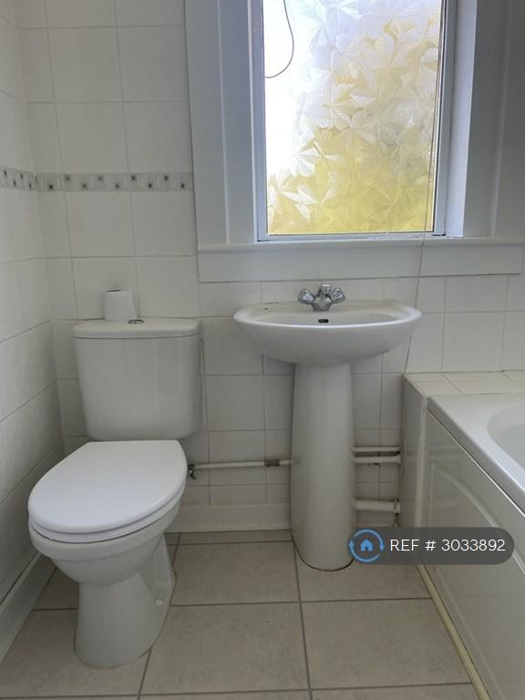 Apartment in Glasgow - More