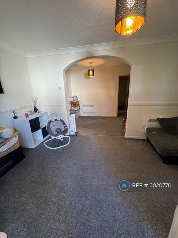 Apartment in Southampton - More