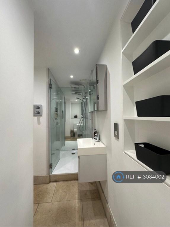 Apartment in London - View 2