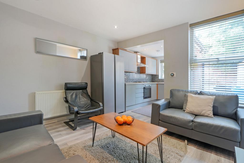 House in Sheffield, Moorfoot, Highfield - View 3