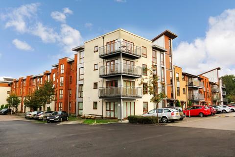 2 bed flat/apartment for rent in Commonwealth Drive, Three Bridges, Crawley, West Sussex, RH10