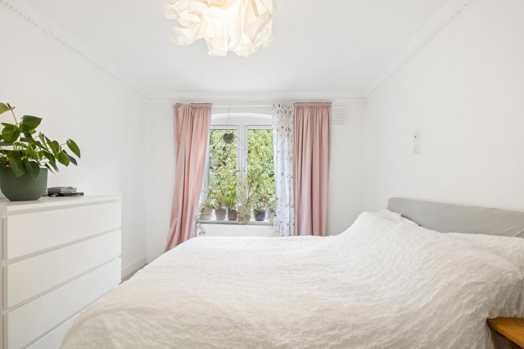 Apartment in London - View 3