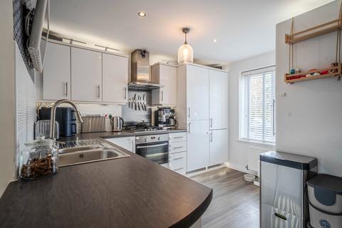 4 bedroom semi-detached house for sale, San Andres Drive, Milton Keynes MK3