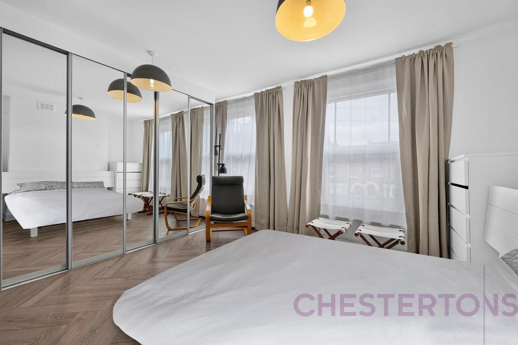 House in London - View 3