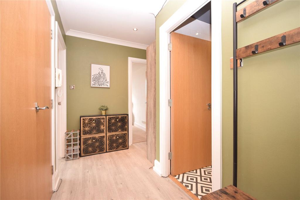 Apartment in Leeds - View 5