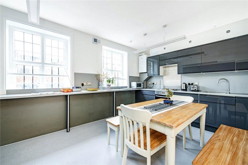 House in Westminster - View 2