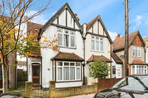 Woodside Court Road, Croydon, CR0