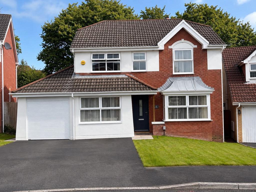 4 bedroom detached house for sale in Neath on OnTheMarket 4 bedroom detached house for sale in Neath on OnTheMarket