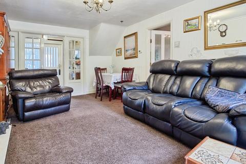 3 bedroom semi-detached house for sale, Lismore Drive, Birmingham