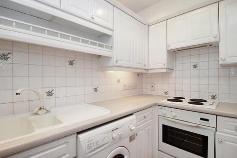 2 bedroom apartment for sale, St Thomas Street, City Centre
