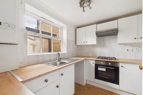 2 bedroom terraced house for sale, Blackburn Avenue, Brough