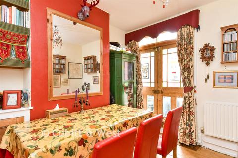 4 bedroom terraced house for sale, Bates Road, Brighton, East Sussex