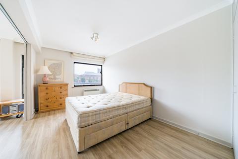2 bedroom flat for sale, Upper Thames Street, London, EC4V