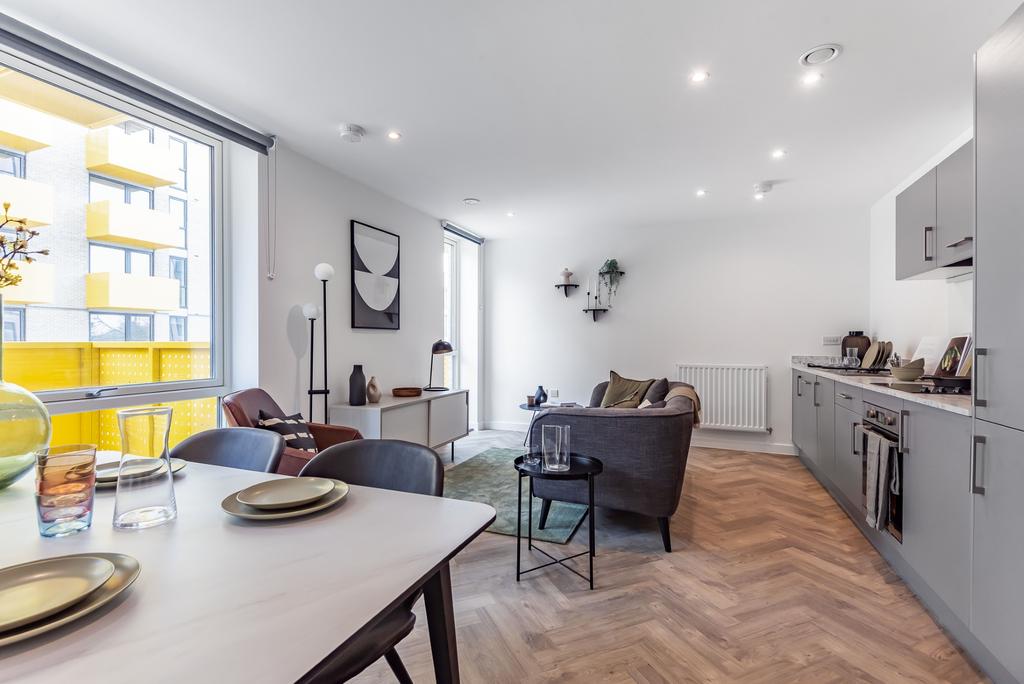 Apartment in Hayes - More