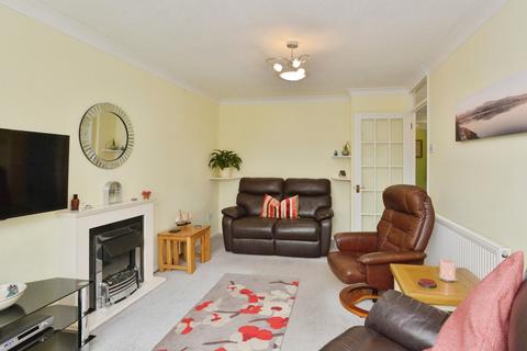 2 bedroom bungalow for sale, Eastfield Drive, Hanslope, Buckinghamshire, MK19