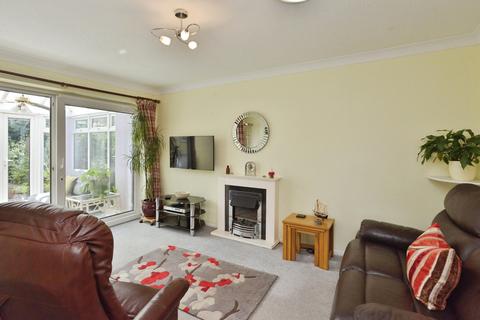 2 bedroom bungalow for sale, Eastfield Drive, Hanslope, Buckinghamshire, MK19