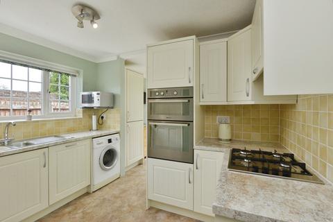 2 bedroom bungalow for sale, Eastfield Drive, Hanslope, Buckinghamshire, MK19