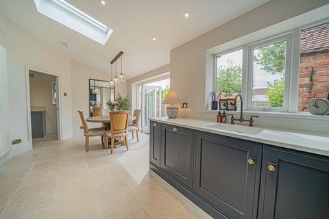 3 bedroom semi-detached house for sale, Danford Lane, Solihull, B91