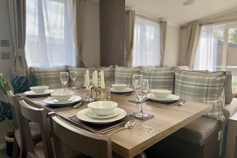 2 bedroom lodge for sale, Allerthorpe Golf & Country Park, York YO42