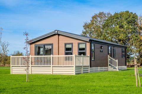 2 bedroom bungalow for sale, Landing Lane, Howden HU15