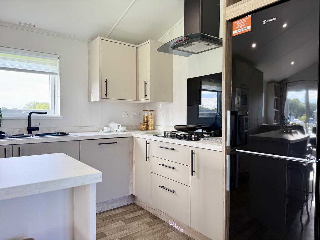 House in Howden, Gilberdyke - View 2