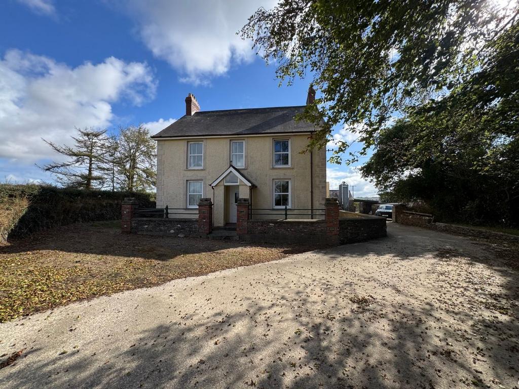 House in Cardigan - View 5