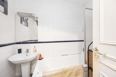 Hayfield Passage , E1, Tower Hamlets, London, E1