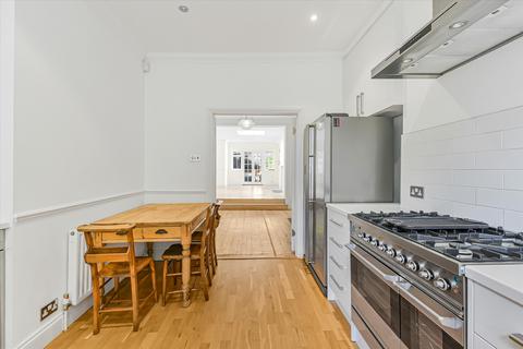 4 bedroom terraced house to rent, Ordnance Hill, London NW8