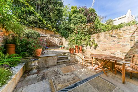 4 bedroom terraced house to rent, Ordnance Hill, London NW8