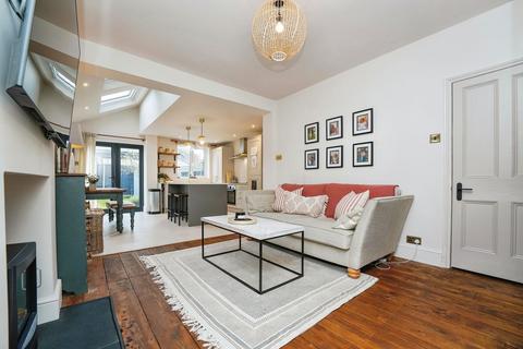 3 bedroom townhouse for sale, St Lukes Place, St Lukes , Cheltenham, GL53