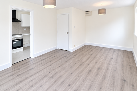 Studio to rent, Flat 6, 41 Grafton Road, Bedford