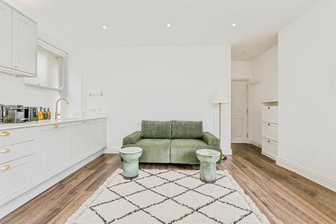 1 bedroom apartment for sale, Sophia Close, Cardiff