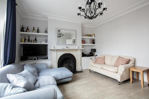 3 bedroom flat for sale, Coldharbour Lane, Camberwell, SE5
