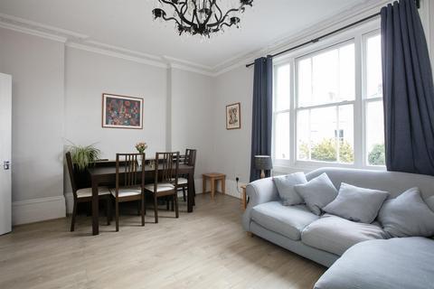 3 bedroom flat for sale, Coldharbour Lane, Camberwell, SE5