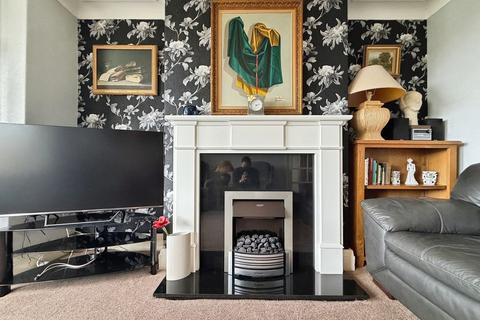 undefined, Nab Wood Grove, Nab Wood, Shipley, BD18