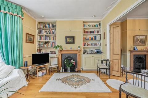3 bedroom end of terrace house for sale, Lillian Road, London SW13