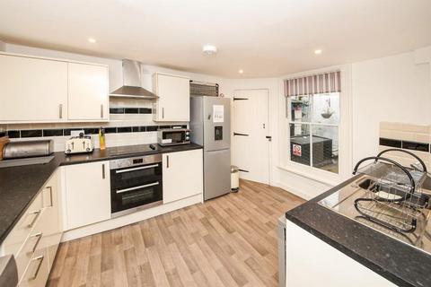 4 bedroom character property for sale, Coburg Place, Weymouth
