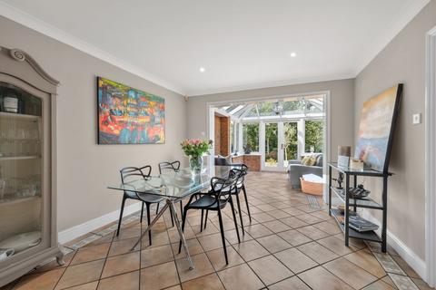 5 bedroom detached house for sale, Oatlands Drive, WEYBRIDGE, KT13