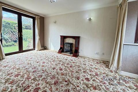 3 bedroom bungalow for sale, The Hamlet, Goole DN14