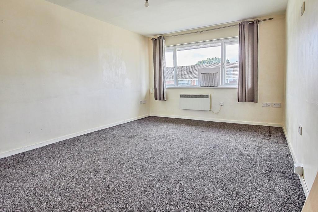 House in West Midlands - View 3