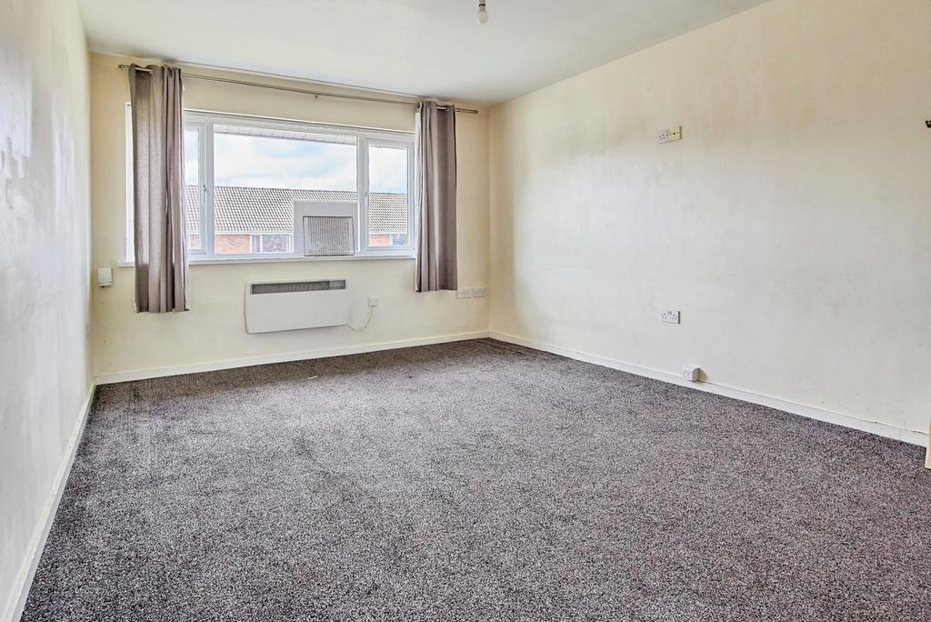 House in West Midlands - View 4