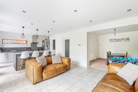 3 bedroom semi-detached house for sale, Middlethorpe Grove, York