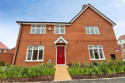 4 bedroom semi-detached house to rent, Carrington Way, Keresley End, Coventry, CV7