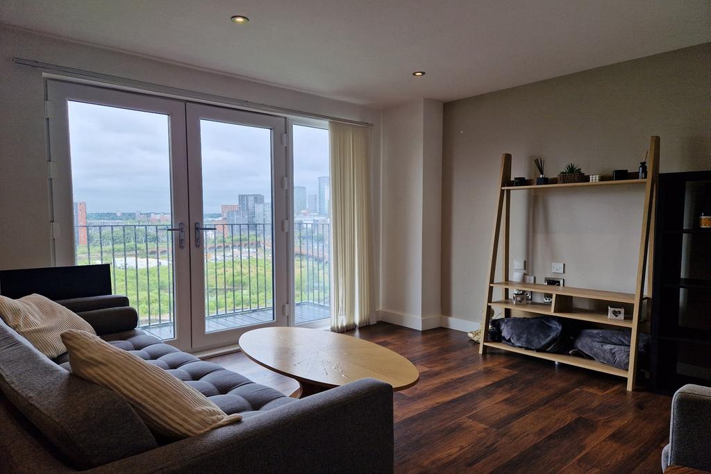 Apartment in Salford - View 4