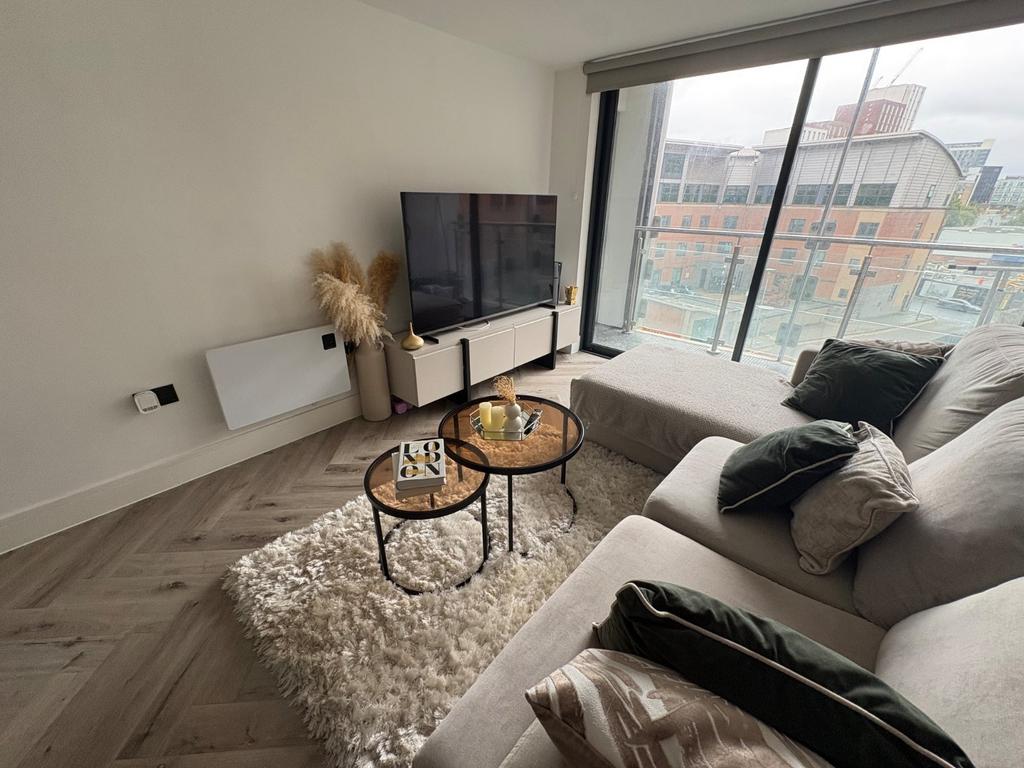 Apartment in Sheffield - View 2