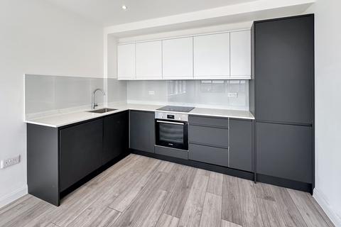 2 bedroom apartment to rent, Bath Road, Slough, Berkshire, SL1